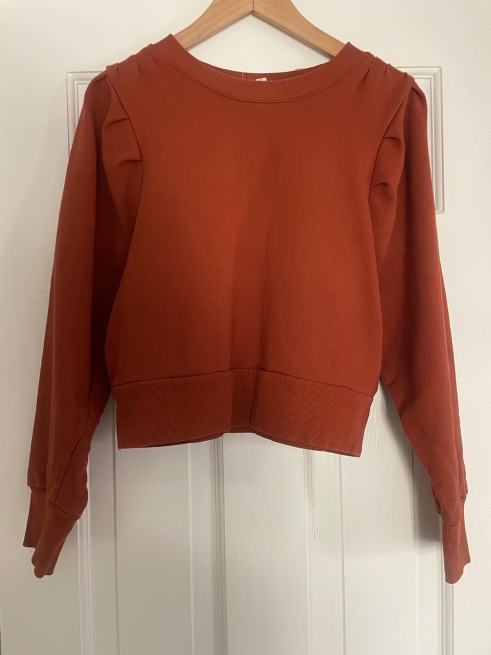 Cropped Rust-Red Pullover Sweatshirt